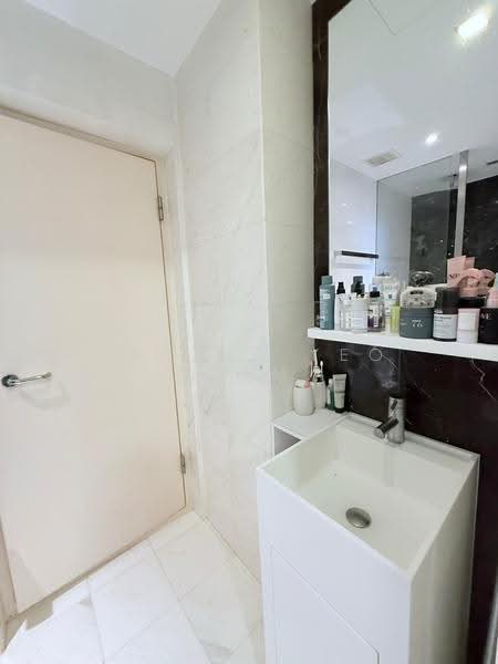 Vida, 5 Peck Hay Road, Orchard / River Valley, 1 Bedroom, 527 sqft, Condominium For Rent, by Anthea Yeo 杨丽娇, 500246308 - Bathroom - PropertyGuru.com.sg
