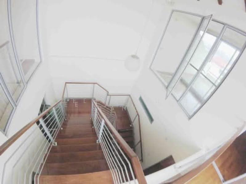 mount sinai near Dover/Buona Vista MRT, , 6 Bedrooms, 4,500 sqft, Semi-Detached House For Rent, by Adeline Lau Li Fang, 500246309 - Stairs to 3rd flr - PropertyGuru.com.sg