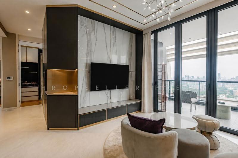 South Beach Residences, 28 South Beach Road, Beach Road / Bugis / Rochor, 2 Bedrooms, 1,249 sqft, Condominium For Sale, by Don Png, 500246310 - Living Room - PropertyGuru.com.sg