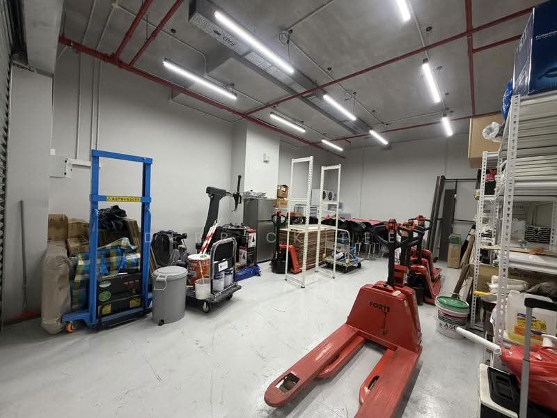 Polaris @ Woodlands, 101 Woodlands Avenue 12, Admiralty / Woodlands, 1,690 sqft, Factory / Workshop (B2) For Sale, by Derrick Tee, 500246311 - Interior - CommercialGuru.com.sg