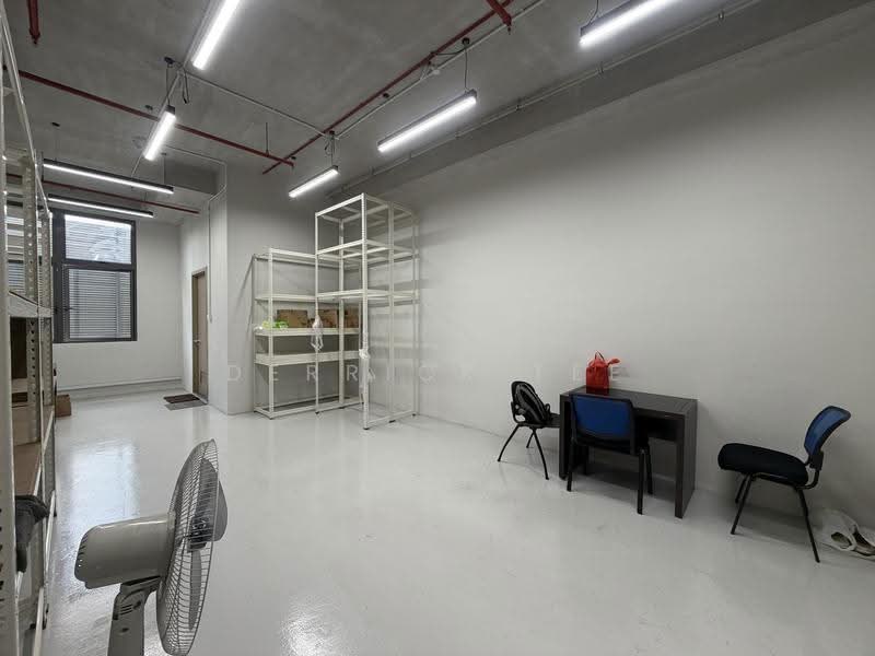 Polaris @ Woodlands, 101 Woodlands Avenue 12, Admiralty / Woodlands, 1,690 sqft, Factory / Workshop (B2) For Sale, by Derrick Tee, 500246311 - Interior - CommercialGuru.com.sg