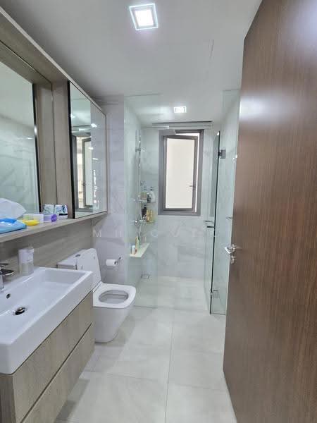 Forest Woods, 11 Lorong Liew Lian, 4 Bedrooms, 1,249 sqft, Condominium For Sale, by MH Quek, 500246320 - Bathroom - PropertyGuru.com.sg