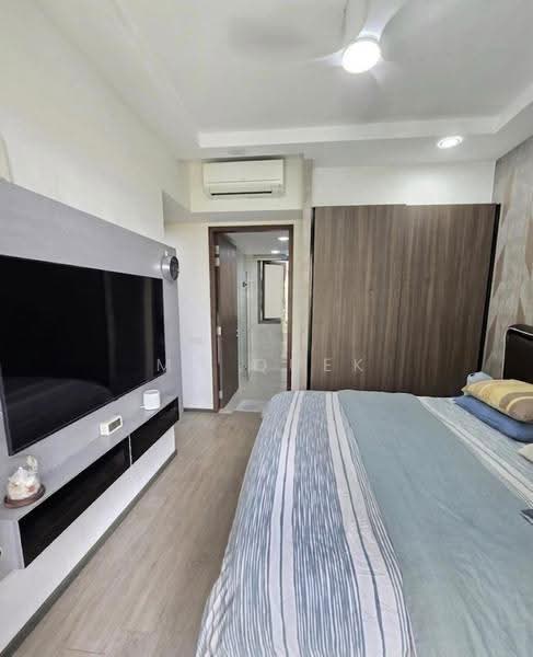 Forest Woods, 11 Lorong Liew Lian, 4 Bedrooms, 1,249 sqft, Condominium For Sale, by MH Quek, 500246320 - Bedroom - PropertyGuru.com.sg