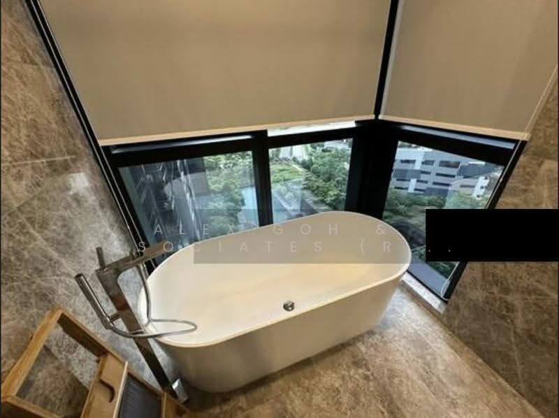 Martin Modern, 10 Martin Place, 4 Bedrooms, 1,796 sqft, Apartment For Rent, by Valerie Goh, 500246323 - Bathroom - PropertyGuru.com.sg