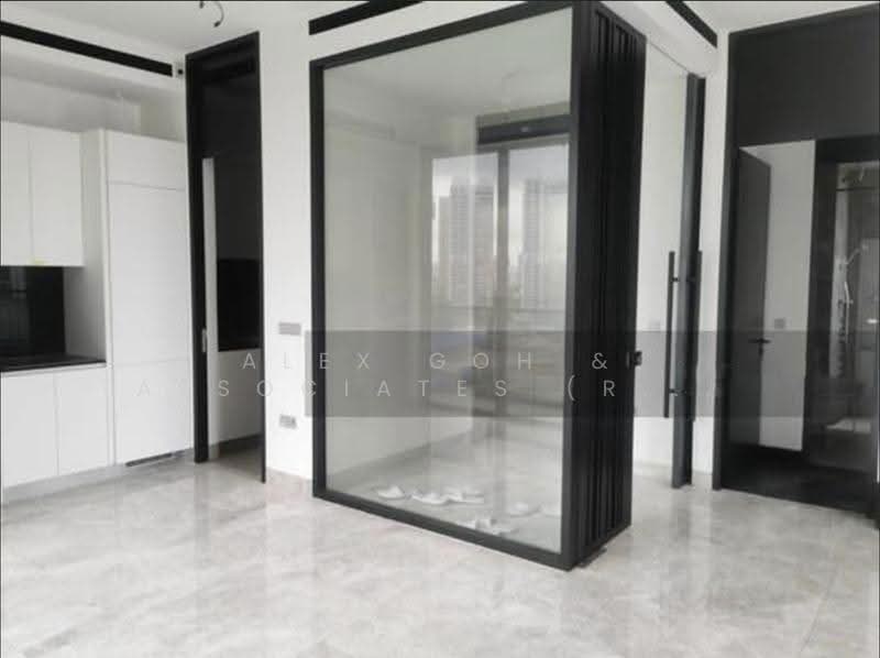 Martin Modern, 10 Martin Place, 4 Bedrooms, 1,796 sqft, Apartment For Rent, by Valerie Goh, 500246323 - Interior - PropertyGuru.com.sg