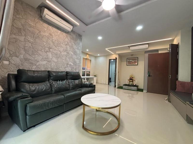 The Visionaire, 198 Canberra Drive, 3 Bedrooms, 1,259 sqft, Condominium For Sale, by Sherwin Lim, 500246331 - Living Room - PropertyGuru.com.sg