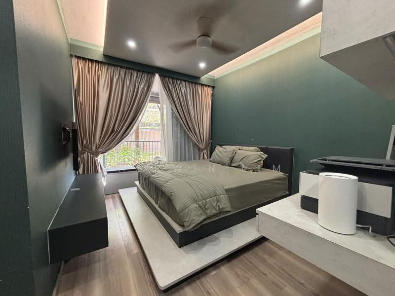 The Visionaire, 198 Canberra Drive, 3 Bedrooms, 1,259 sqft, Condominium For Sale, by Sherwin Lim, 500246331 - Bedroom - PropertyGuru.com.sg
