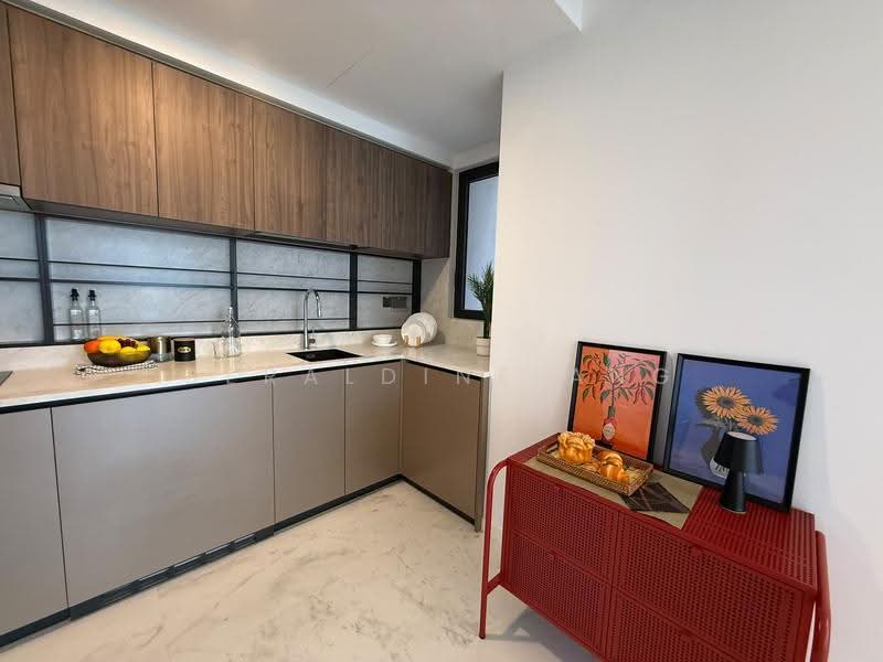 Sceneca Residence, 28 Tanah Merah Kechil Link, 3 Bedrooms, 904 sqft, Condominium For Rent, by Geraldine Ang, 500246334 - Kitchen - PropertyGuru.com.sg
