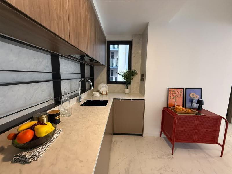Sceneca Residence, 28 Tanah Merah Kechil Link, 3 Bedrooms, 904 sqft, Condominium For Rent, by Geraldine Ang, 500246334 - Kitchen - PropertyGuru.com.sg