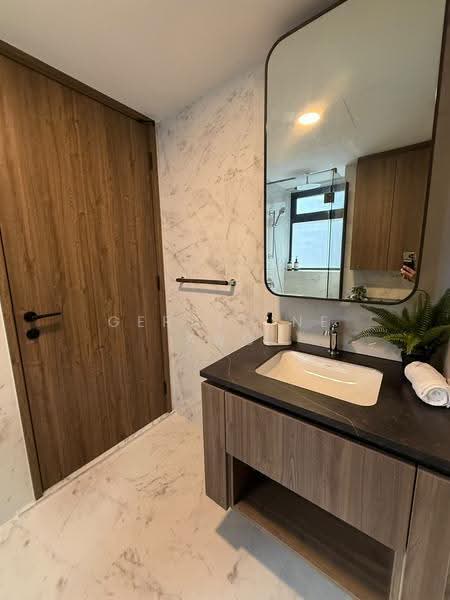 Sceneca Residence, 28 Tanah Merah Kechil Link, 3 Bedrooms, 904 sqft, Condominium For Rent, by Geraldine Ang, 500246334 - Bathroom - PropertyGuru.com.sg