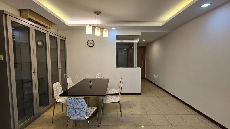 The Lakeshore, 31 Jurong West Street 41, Boon Lay / Jurong / Tuas, 3 Bedrooms, 1,109 sqft, Condominium For Sale, by Darren Lim, 500246344 - Dining Room - PropertyGuru.com.sg