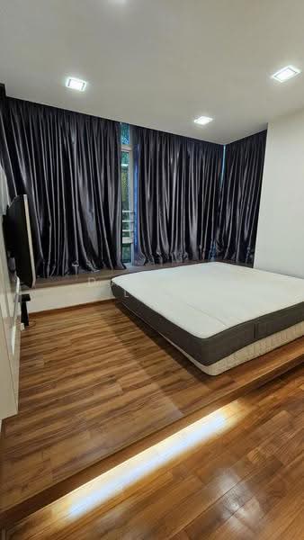 The Lakeshore, 31 Jurong West Street 41, Boon Lay / Jurong / Tuas, 3 Bedrooms, 1,109 sqft, Condominium For Sale, by Darren Lim, 500246344 - Bedroom - PropertyGuru.com.sg
