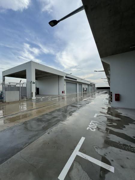 Ascent @ Gambas, 6 Gambas Way, Sembawang / Yishun, 1,733 sqft, Factory / Workshop (B2) For Rent, by Theresa THY, 500246346 - Exterior - CommercialGuru.com.sg