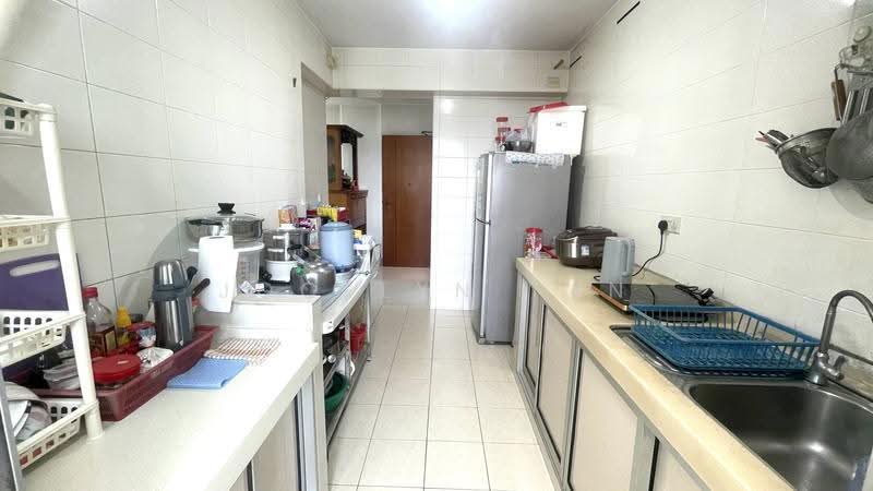 421 Clementi Avenue 1, 421 Clementi Avenue 1, Buona Vista / West Coast / Clementi New Town, 3 Bedrooms, 980 sqft, HDB Flat For Sale, by Jocelyn Tan, 500246351 - Kitchen - PropertyGuru.com.sg