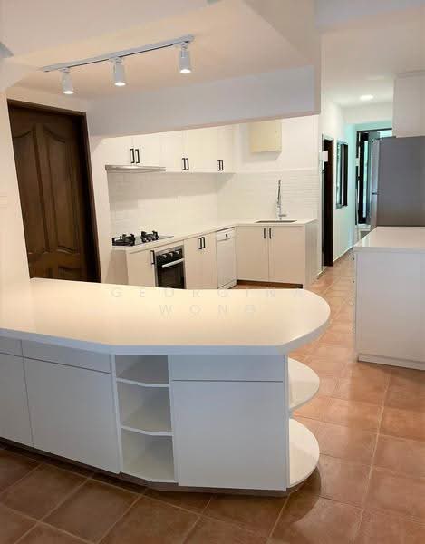 Island View, 38B Jalan Mat Jambol, 5 Bedrooms, 3,325 sqft, Condominium For Rent, by Georgina Wong, 500246352 - Kitchen - PropertyGuru.com.sg