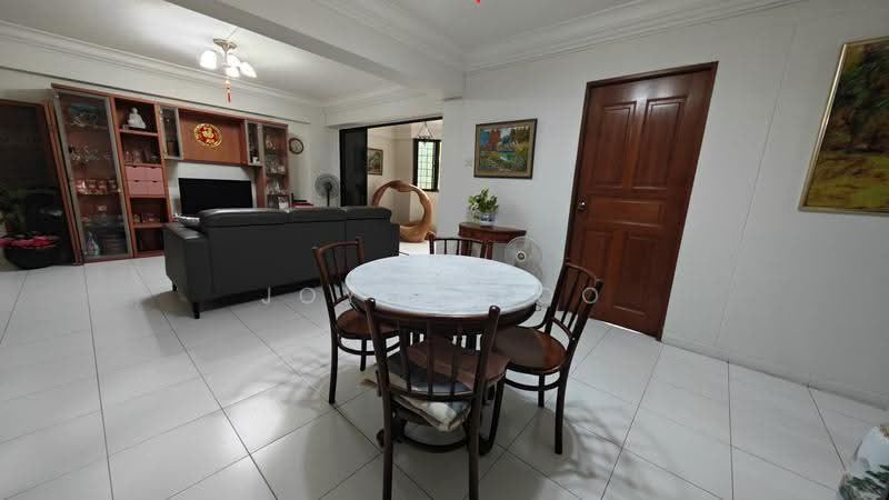 679 Choa Chu Kang Crescent, 679 Choa Chu Kang Crescent, Dairy Farm / Bukit Panjang / Choa Chu Kang, 4 Bedrooms, 1,323 sqft, HDB Flat For Sale, by Joyce Foo, 500246354 - Living Room - PropertyGuru.com.sg