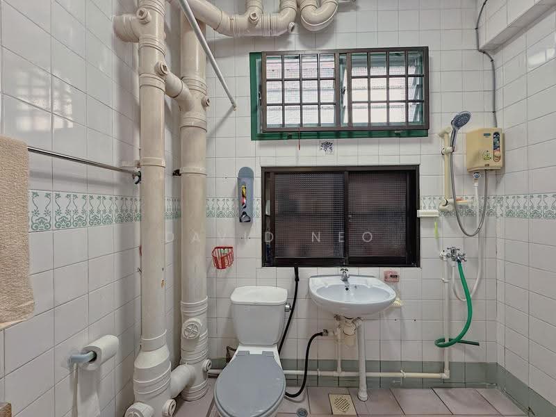 275 Pasir Ris Street 21, 275 Pasir Ris Street 21, Pasir Ris / Tampines, 3 Bedrooms, 1,195 sqft, HDB Flat For Sale, by David Neo, 500246356 - Bathroom - PropertyGuru.com.sg