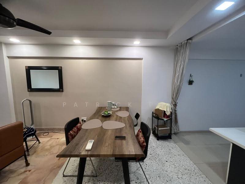 329 Ang Mo Kio Avenue 3, 329 Ang Mo Kio Avenue 3, Ang Mo Kio / Bishan / Thomson, 2 Bedrooms, 947 sqft, HDB Flat For Sale, by Patrick Tay, 500246369 - Dining Room - PropertyGuru.com.sg