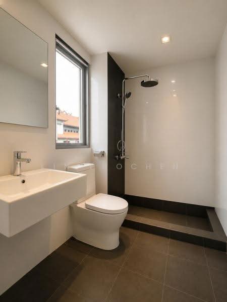 Suites @ Shrewsbury, 84 Shrewsbury Road, Newton / Novena, 1 Bedroom, 344 sqft, Condominium For Sale, by Lin LuoChen, 500246370 - Bathroom - PropertyGuru.com.sg
