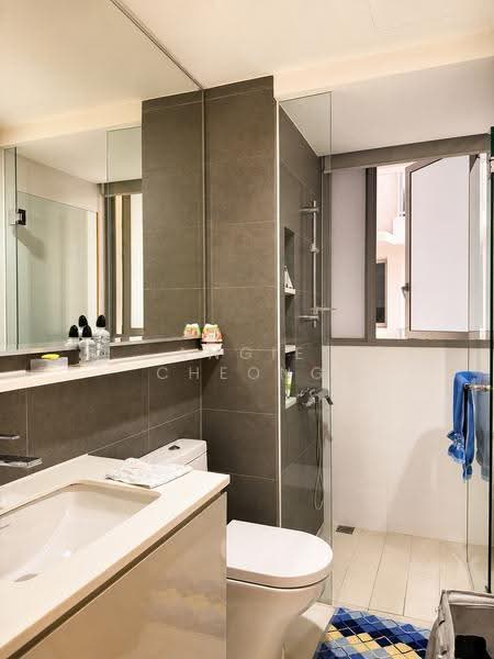 Bartley Residences, 5A Lorong How Sun, 4 Bedrooms, 1,346 sqft, Condominium For Sale, by Angie Cheong, 500246372 - Bathroom - PropertyGuru.com.sg