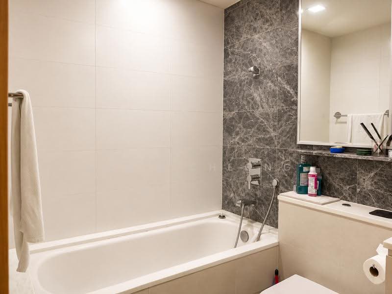 Bartley Residences, 5A Lorong How Sun, 4 Bedrooms, 1,346 sqft, Condominium For Sale, by Angie Cheong, 500246372 - Bathroom - PropertyGuru.com.sg