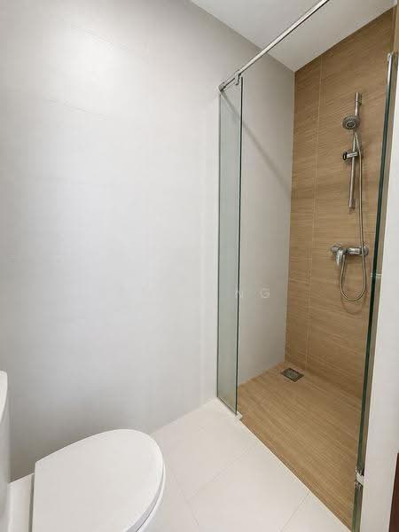 Foresque Residences, 101 Petir Road, Dairy Farm / Bukit Panjang / Choa Chu Kang, 2 Bedrooms, 743 sqft, Condominium For Sale, by Anne Ng, 500246373 - Bathroom - PropertyGuru.com.sg