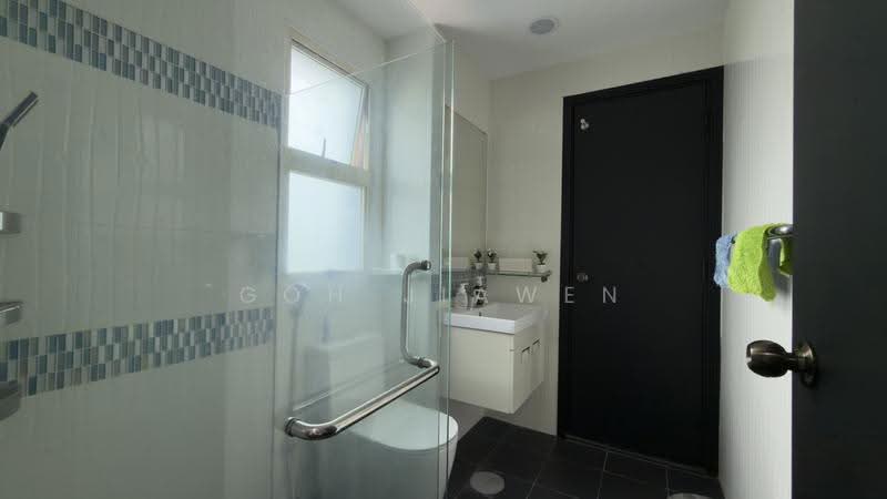 Villa Verde, Verde Crescent, Dairy Farm / Bukit Panjang / Choa Chu Kang, 7 Bedrooms, 3,980 sqft, Terraced House For Sale, by Goh Jiawen, 500246379 - Bathroom - PropertyGuru.com.sg
