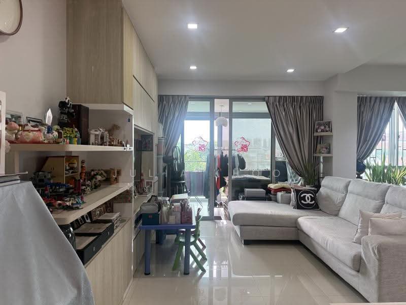The Minton, 147 Hougang Street 11, Hougang / Punggol / Sengkang, 3 Bedrooms, 1,334 sqft, Condominium For Rent, by Julia Khoo, 500246380 - Living Room - PropertyGuru.com.sg