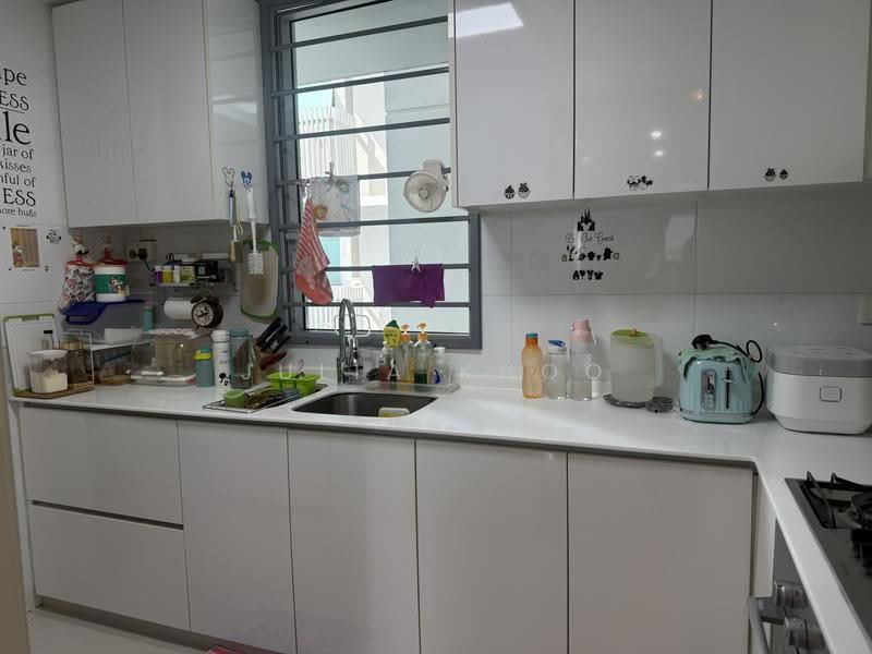 The Minton, 147 Hougang Street 11, Hougang / Punggol / Sengkang, 3 Bedrooms, 1,334 sqft, Condominium For Rent, by Julia Khoo, 500246380 - Kitchen - PropertyGuru.com.sg