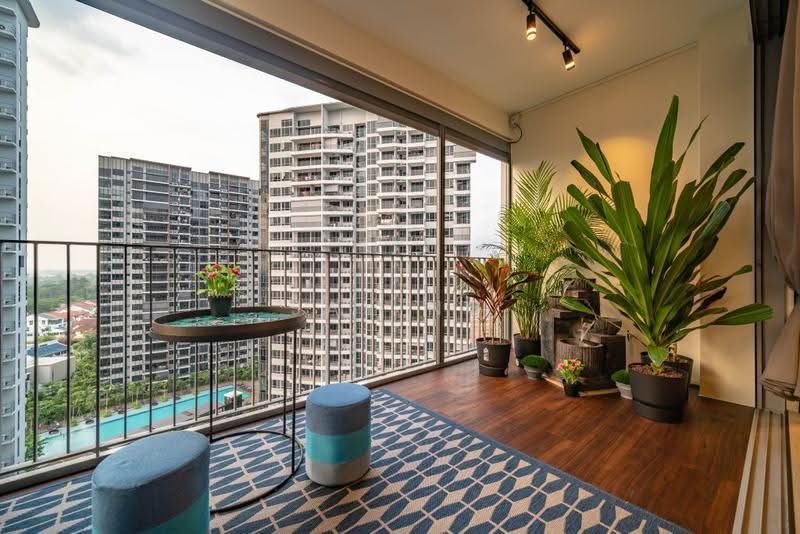 High Park Residences, 27 Fernvale Road, Seletar / Yio Chu Kang, 2 Bedrooms, 678 sqft, Condominium For Sale, by Jay Ng, 500246388 - Balcony - PropertyGuru.com.sg