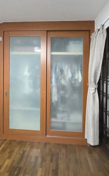 171 Lorong 1 Toa Payoh, 171 Lorong 1 Toa Payoh, Balestier / Toa Payoh, 3 Bedrooms, 1,334 sqft, HDB Flat For Rent, by Frances Teo 张佩玲, 500246408 - Master bedroom - PropertyGuru.com.sg