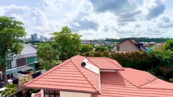 2 Storey Plus Attic Detached With Lush Green Landscape, Gorgeous Pool For Sale, Namly Avenue, Namly Garden, Namly Drive, Namly View, Tanglin / Holland / Bukit Timah, 6 Bedrooms, 5,400 sqft, Detached House For Sale, by Roy Low, 500246412 - PropertyGuru.com.sg