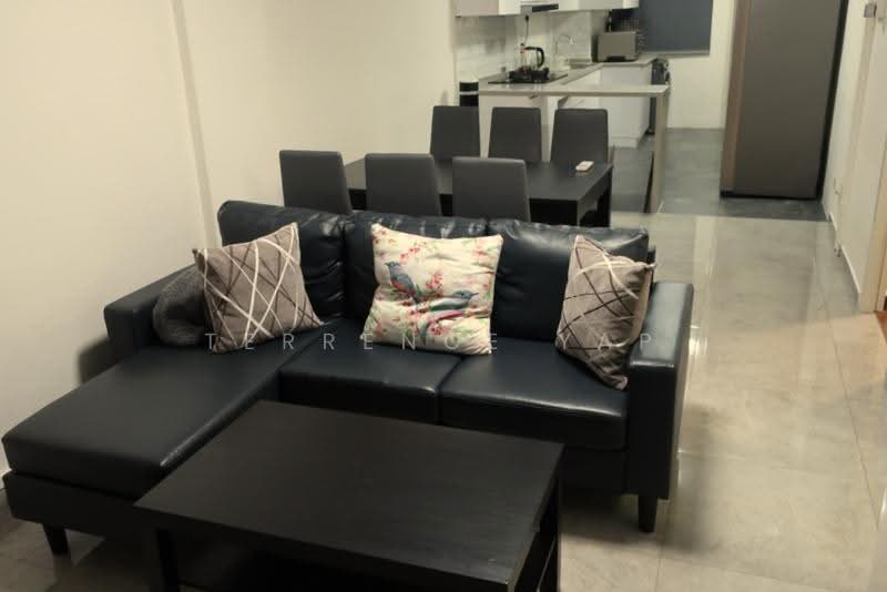 111 Lorong 1 Toa Payoh, 111 Lorong 1 Toa Payoh, Balestier / Toa Payoh, 3 Bedrooms, 710 sqft, HDB Flat For Rent, by Terrence Yap, 500246419 - Living Room.All furniture remains - PropertyGuru.com.sg