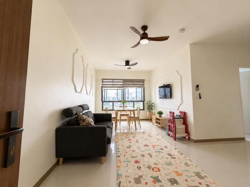 626A Tampines Street 61, 626A Tampines Street 61, 3 Bedrooms, 1,001 sqft, HDB Flat For Sale, by Muhd Khidhir (MK), 500246421 - Living Room - PropertyGuru.com.sg