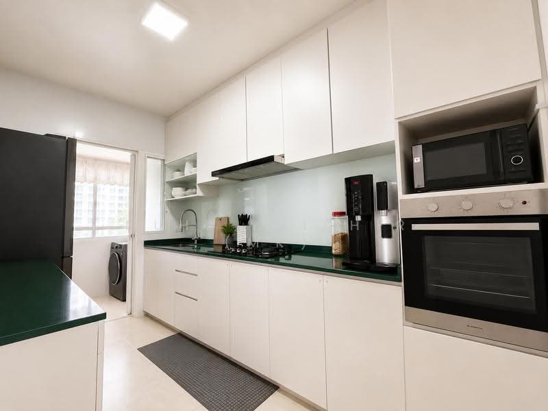 626A Tampines Street 61, 626A Tampines Street 61, 3 Bedrooms, 1,001 sqft, HDB Flat For Sale, by Muhd Khidhir (MK), 500246421 - Kitchen - PropertyGuru.com.sg