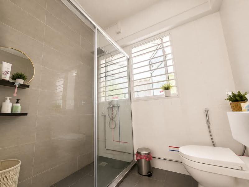 626A Tampines Street 61, 626A Tampines Street 61, 3 Bedrooms, 1,001 sqft, HDB Flat For Sale, by Muhd Khidhir (MK), 500246421 - Bathroom - PropertyGuru.com.sg