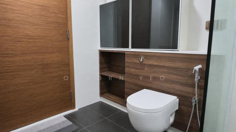 Double Bay Residences, 19B Simei Street 4, 3 Bedrooms, 1,367 sqft, Condominium For Sale, by Osborn Yeo, 500246451 - Bathroom - PropertyGuru.com.sg
