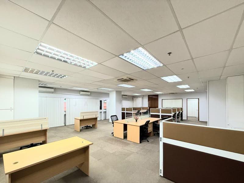 Crystal Time Building, 16 Tannery Lane, Macpherson / Potong Pasir, 2,925 sqft, Light Industrial (B1) For Rent, by Jamie Peh, 500246475 - Interior - CommercialGuru.com.sg