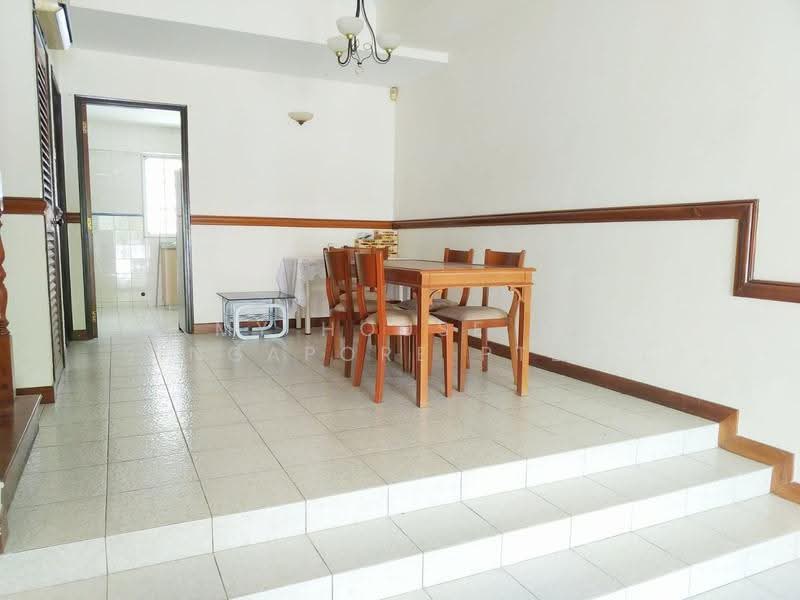 24 Jln angin laut (Expo mrt), Bedok / Upper East Coast, Room Rental, 127 sqft, Terraced House For Rent, by Wendy, 500246477 - Dining Room - PropertyGuru.com.sg
