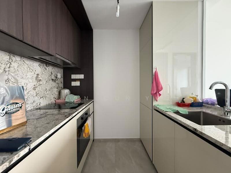 Tembusu Grand, 94 Jalan Tembusu, East Coast / Marine Parade, 2 Bedrooms, 667 sqft, Condominium For Sale, by Chen Cun You, 500246493 - Kitchen - PropertyGuru.com.sg