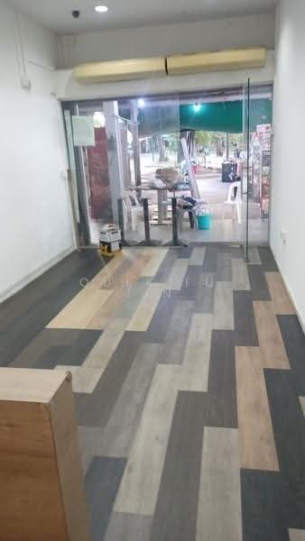 High Footfall Retail Unit @ West Coast Drive, Buona Vista / West Coast / Clementi New Town, 300 sqft, Shop / Shophouse For Rent, by Quek Fu Jin, 500246499 - Interior - CommercialGuru.com.sg