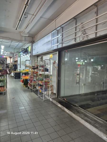High Footfall Retail Unit @ West Coast Drive, Buona Vista / West Coast / Clementi New Town, 300 sqft, Shop / Shophouse For Rent, by Quek Fu Jin, 500246499 - Exterior - CommercialGuru.com.sg