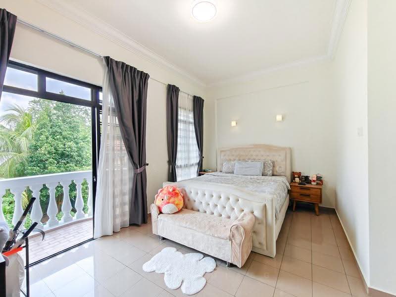 Silahis Apartments, 121 Lorong K Telok Kurau, East Coast / Marine Parade, 3 Bedrooms, 1,280 sqft, Apartment For Sale, by Maisie Wong, 500246500 - Bedroom - PropertyGuru.com.sg