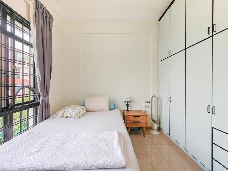 Silahis Apartments, 121 Lorong K Telok Kurau, East Coast / Marine Parade, 3 Bedrooms, 1,280 sqft, Apartment For Sale, by Maisie Wong, 500246500 - Bedroom - PropertyGuru.com.sg