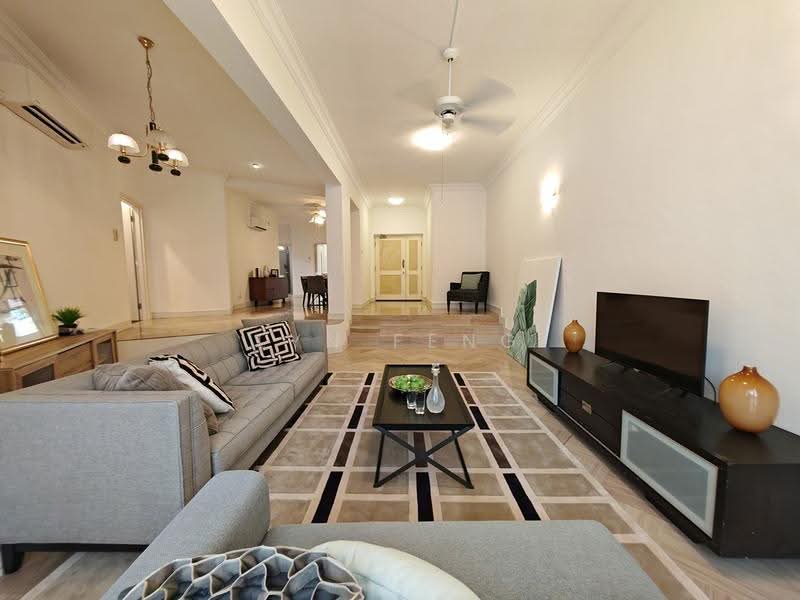 Orange Regency, 101 Fernhill Road, 4 Bedrooms, 1,776 sqft, Apartment For Rent, by Lyn Feng, 500246525 - Living Room - PropertyGuru.com.sg