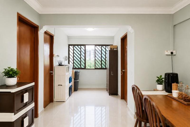 72 Telok Blangah Heights, 72 Telok Blangah Heights, 3 Bedrooms, 1,278 sqft, HDB Flat For Sale, by Joshua Loo, 500246539 - Corridor - PropertyGuru.com.sg