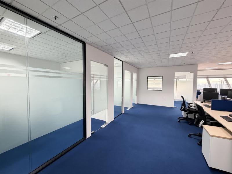 The Concourse, 300 Beach Road, Beach Road / Bugis / Rochor, 1,819 sqft, Office For Rent, by Preston Tan, 500246540 - Interior - CommercialGuru.com.sg