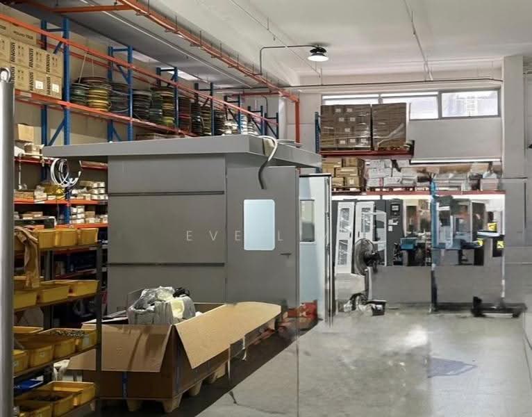 West Star, 11 Tuas Bay Close, Boon Lay / Jurong / Tuas, 3,500 sqft, Factory / Workshop (B2) For Rent, by Eve Lim, 500246545 - Interior - CommercialGuru.com.sg