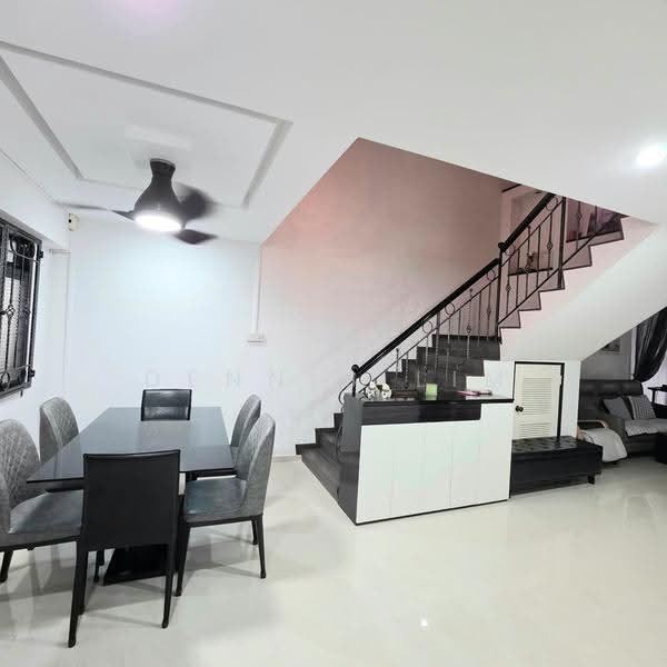 636 Woodlands Ring Road, 636 Woodlands Ring Road, 4 Bedrooms, 1,528 sqft, HDB Flat For Sale, by Dennis Lim, 500246558 - Dining Room - PropertyGuru.com.sg