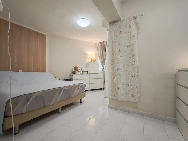 218 Choa Chu Kang Central, 218 Choa Chu Kang Central, Dairy Farm / Bukit Panjang / Choa Chu Kang, 3 Bedrooms, 1,270 sqft, HDB Flat For Sale, by James Yeo, 500246561 - Bedroom - PropertyGuru.com.sg